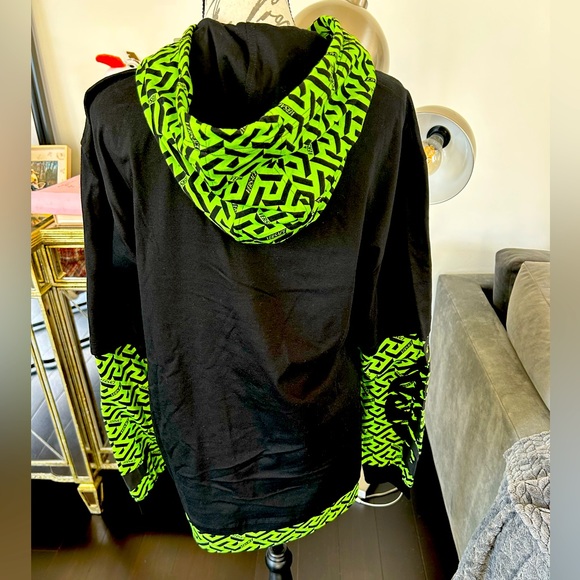 Versace, Lagreca hoodie, NWT retail 1125.00 - Picture 4 of 10